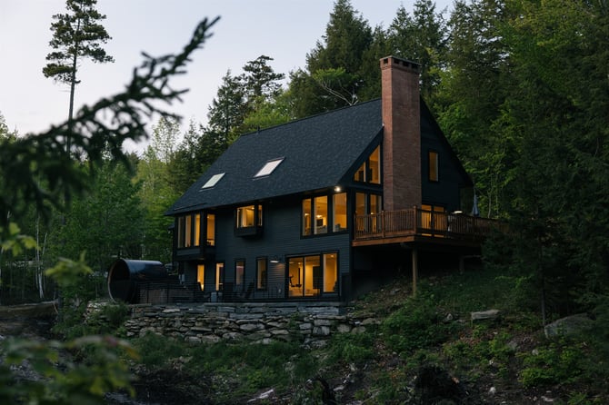From Cabin to Luxury Retreat: The Story Behind Vermont’s Wandering Moose